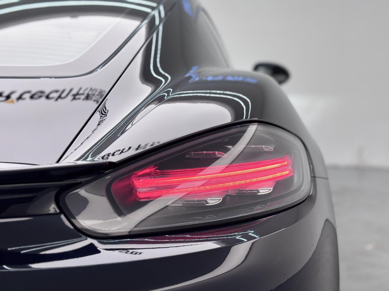 Porsche Cayman 2019
