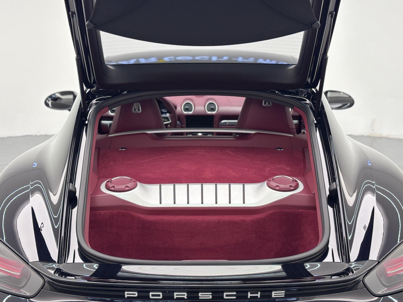 Porsche Cayman 2019