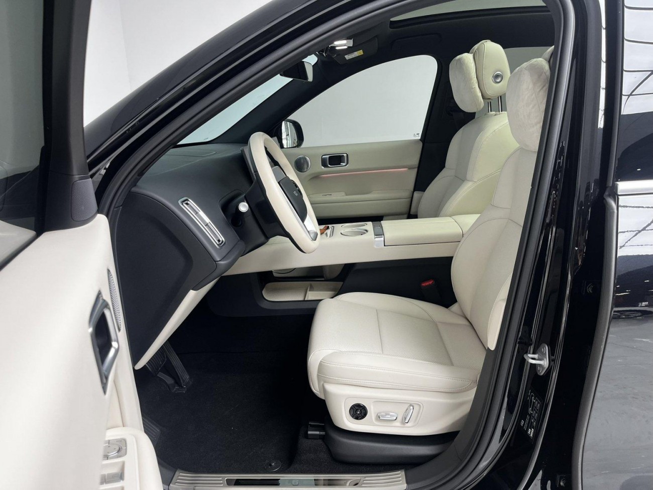 Li Auto L6 2025