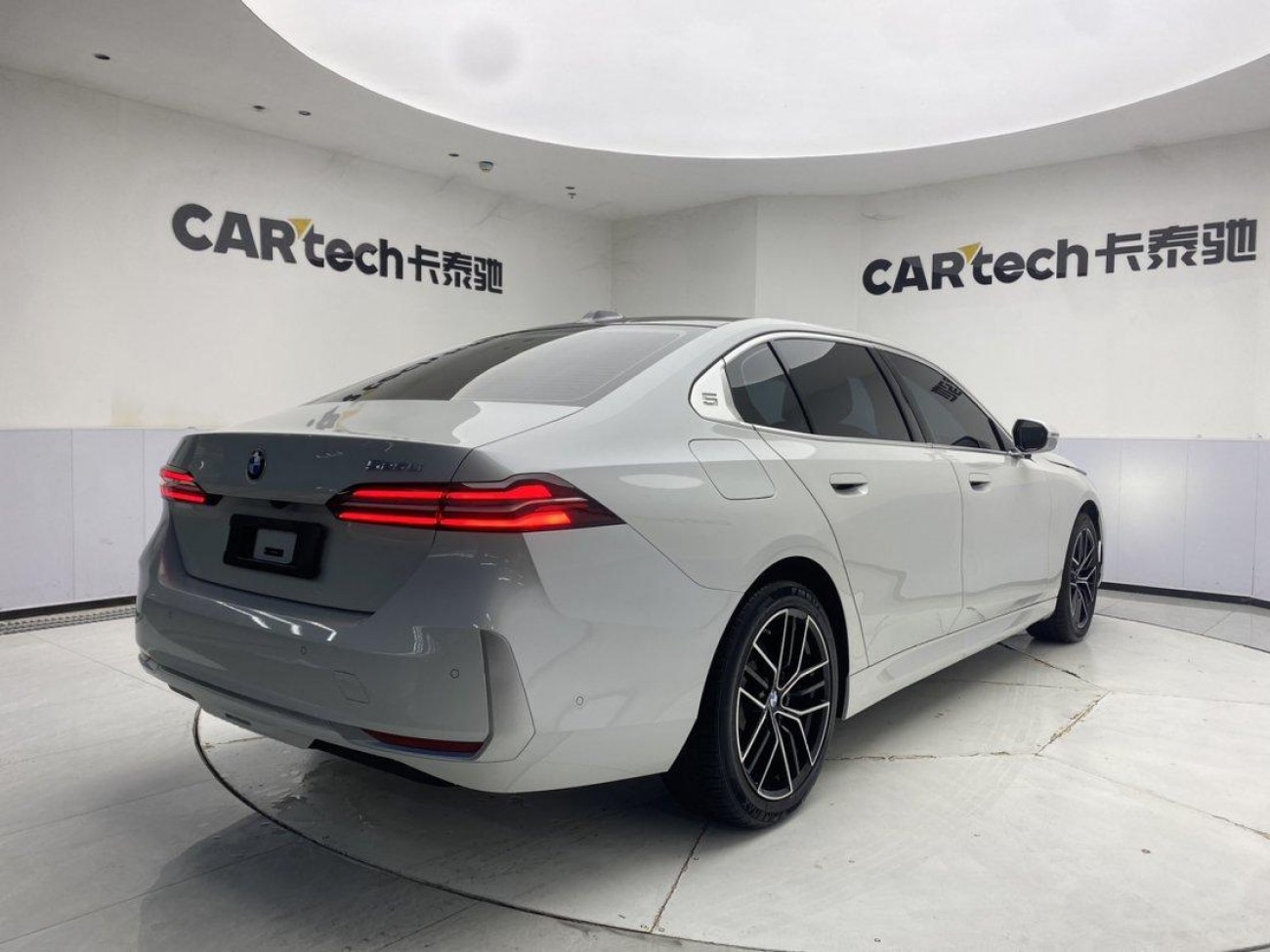 BMW 525Li 2024