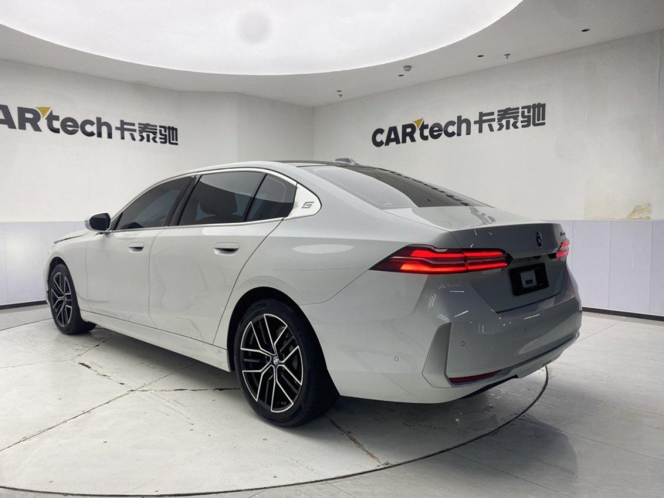 BMW 525Li 2024