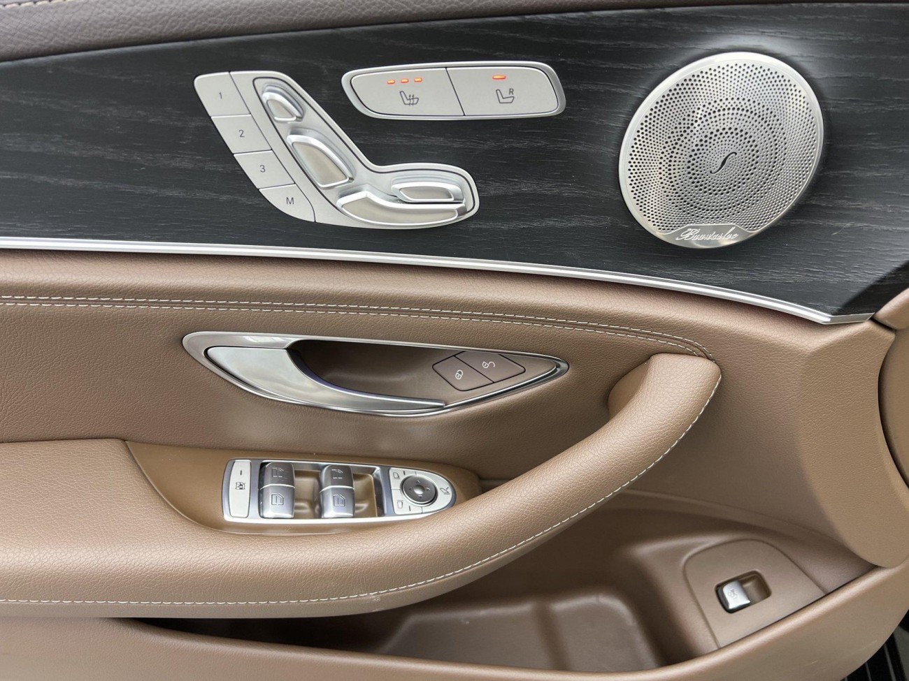 Mercedes-Benz E 300 L 2022