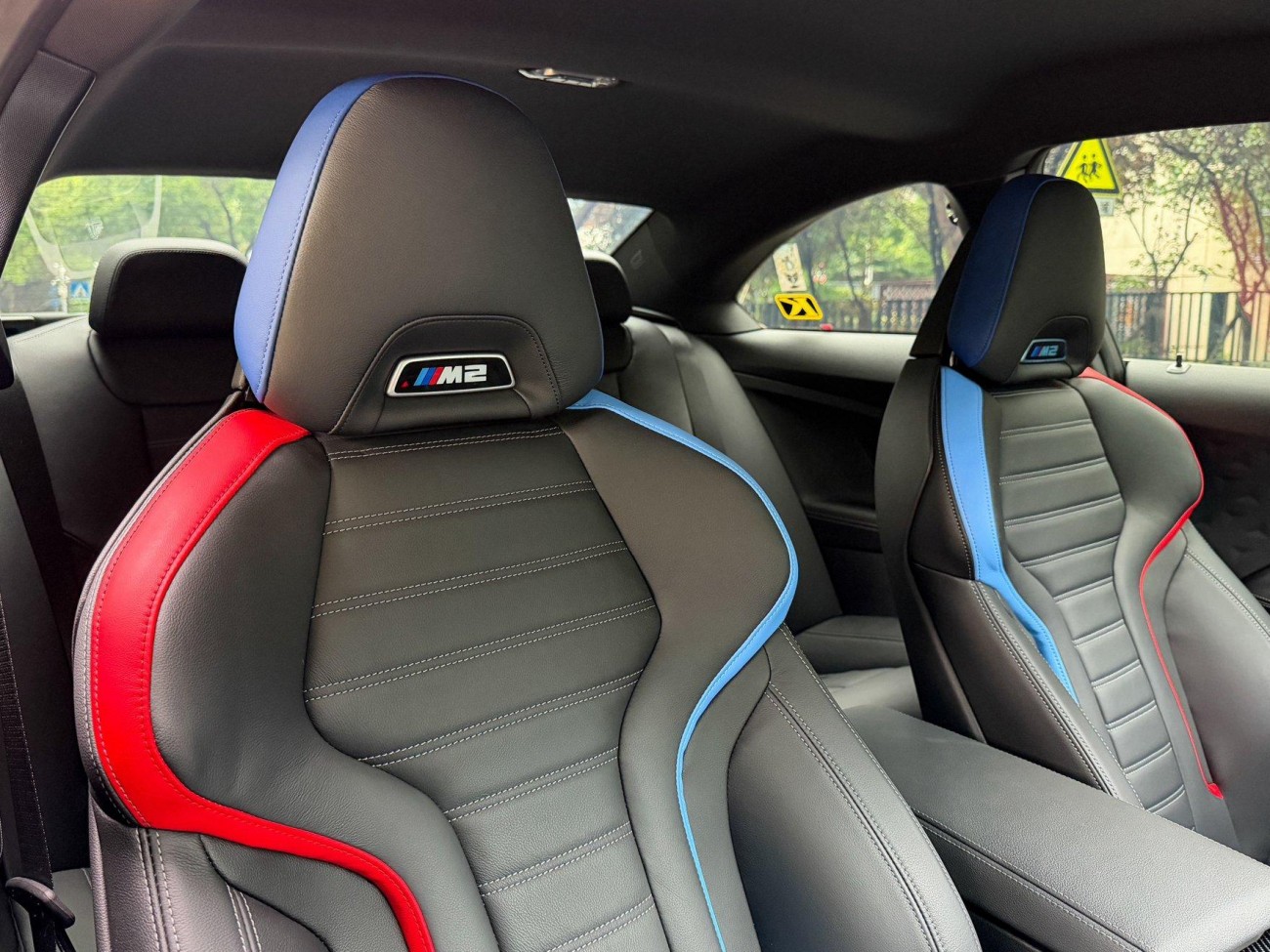 BMW M2 2025