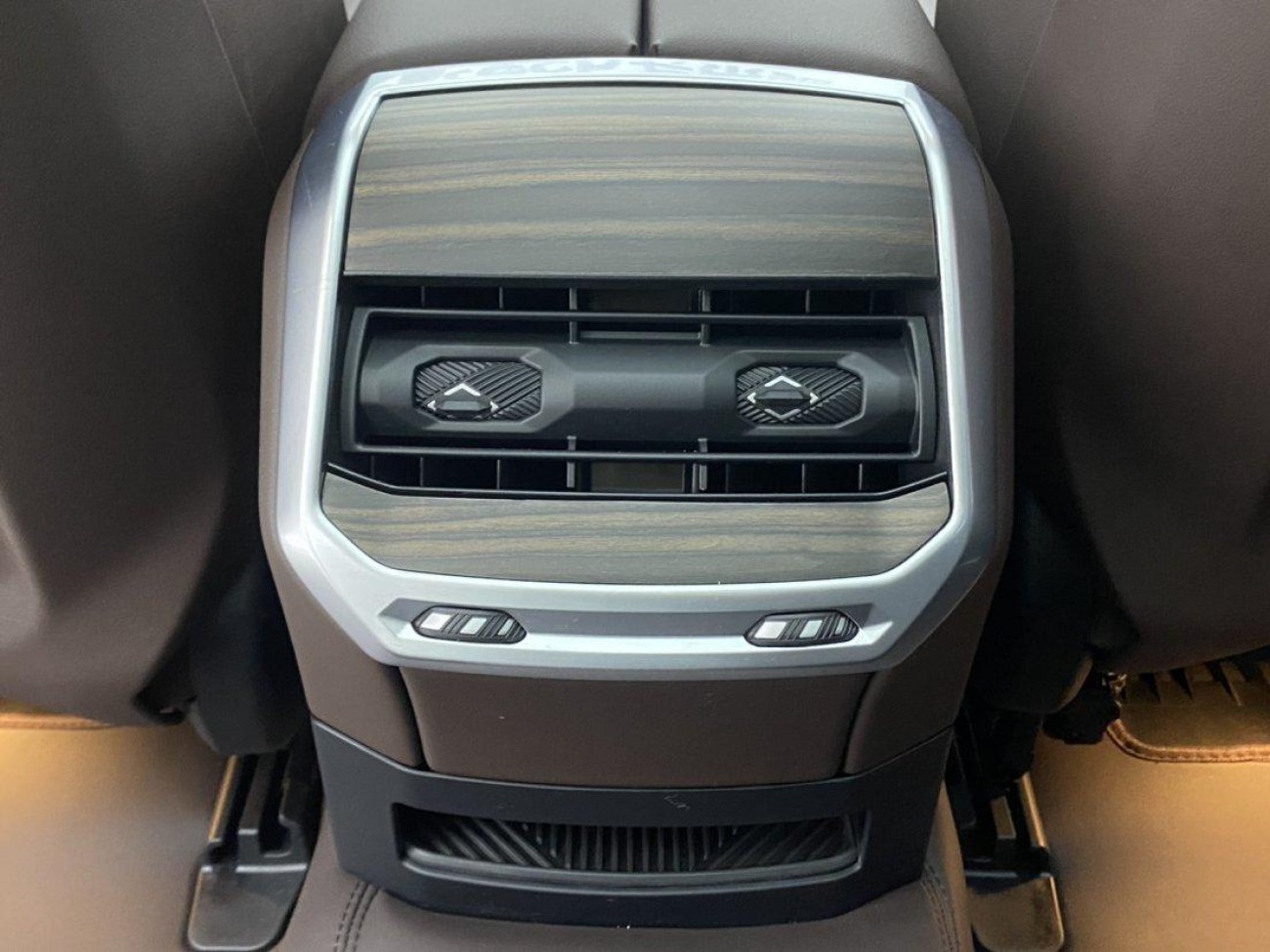 BMW i7 2025