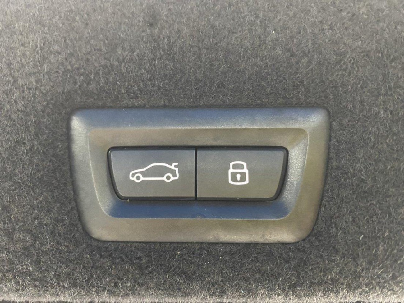 BMW i7 2025