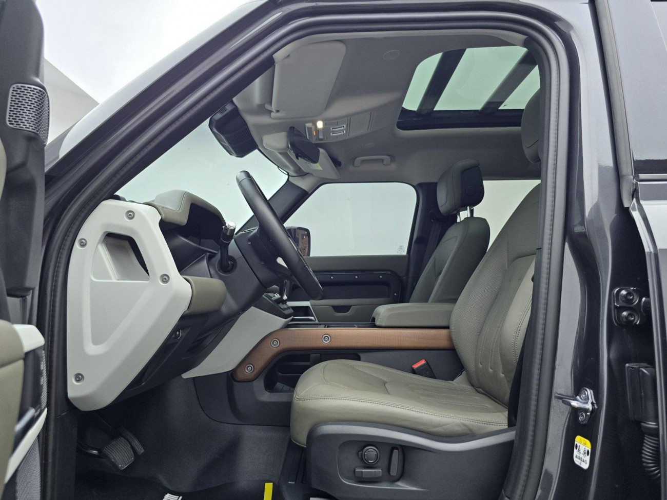 Land Rover Defender 2021