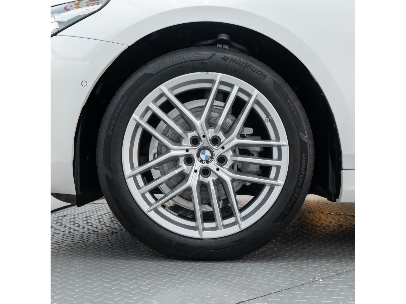 BMW 525Li 2024