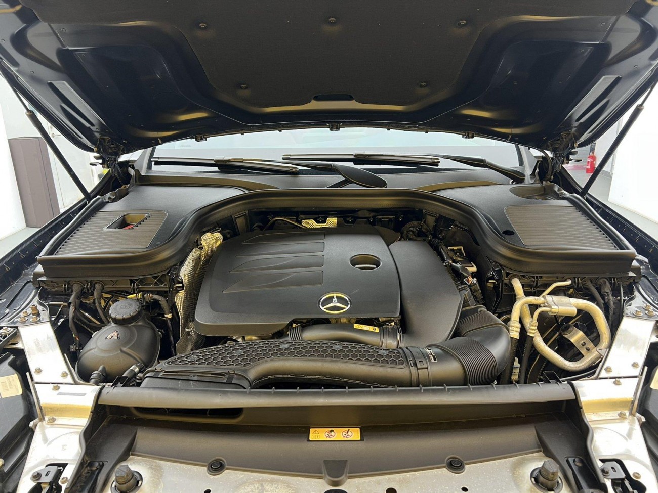 Mercedes-Benz GLC 260 4MATIC 2021