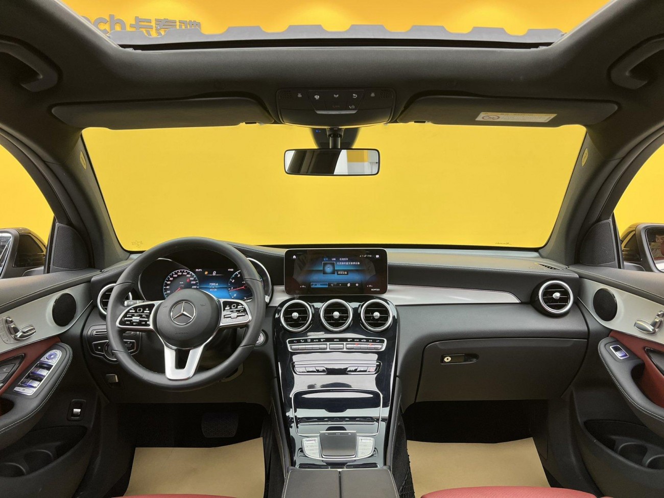 Mercedes-Benz GLC 260 4MATIC 2021