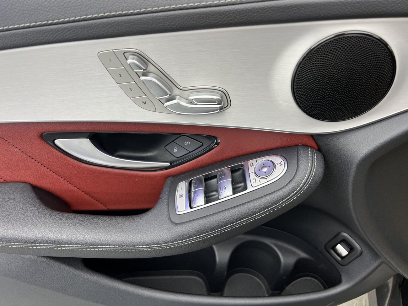 Mercedes-Benz GLC 260 4MATIC 2021