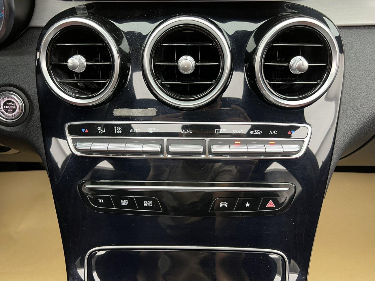 Mercedes-Benz GLC 260 4MATIC 2021