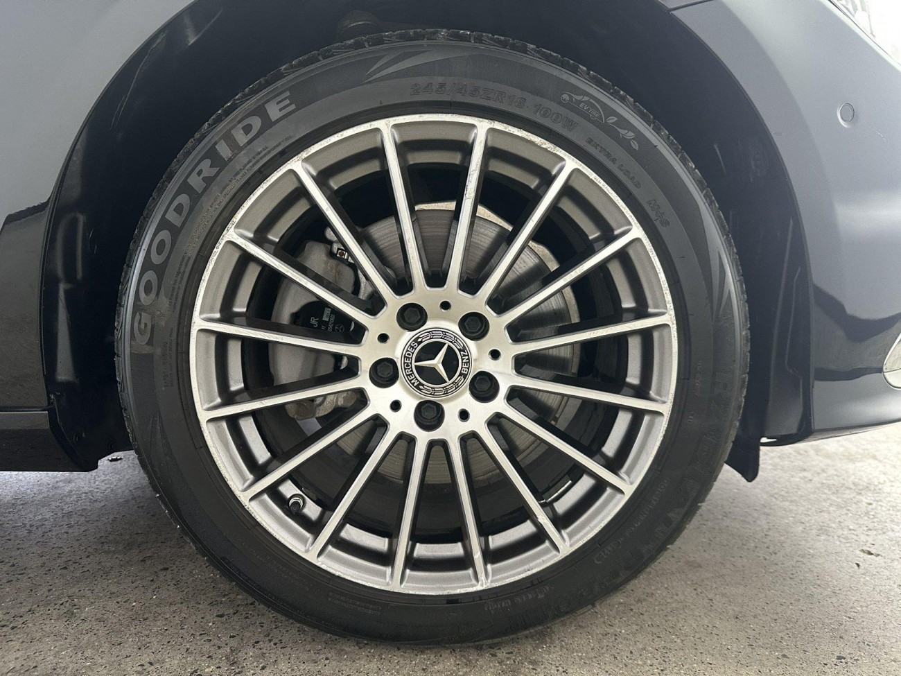 Mercedes-Benz E 260 L 2021