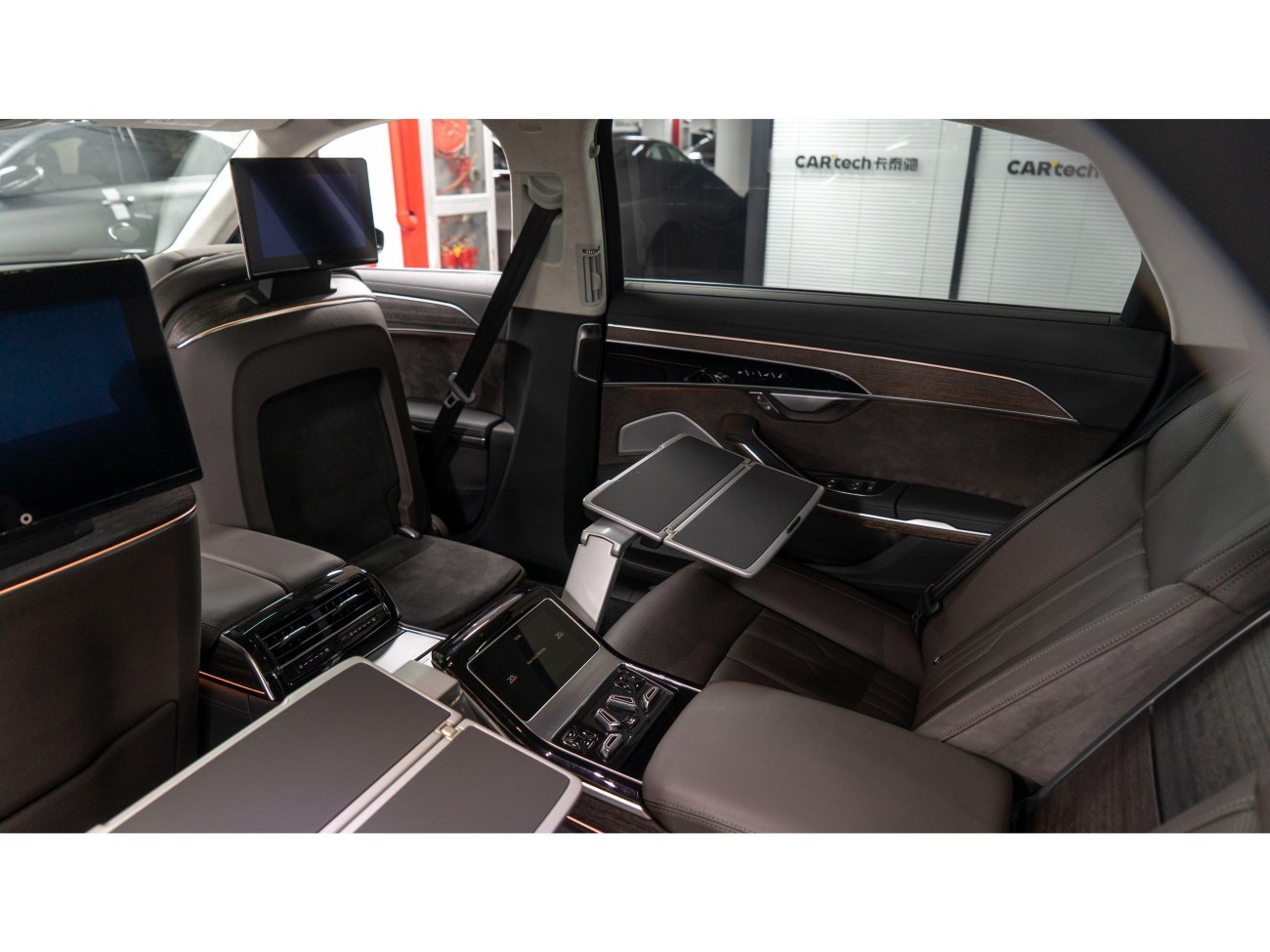 Audi A8L 55 TFSI 2022