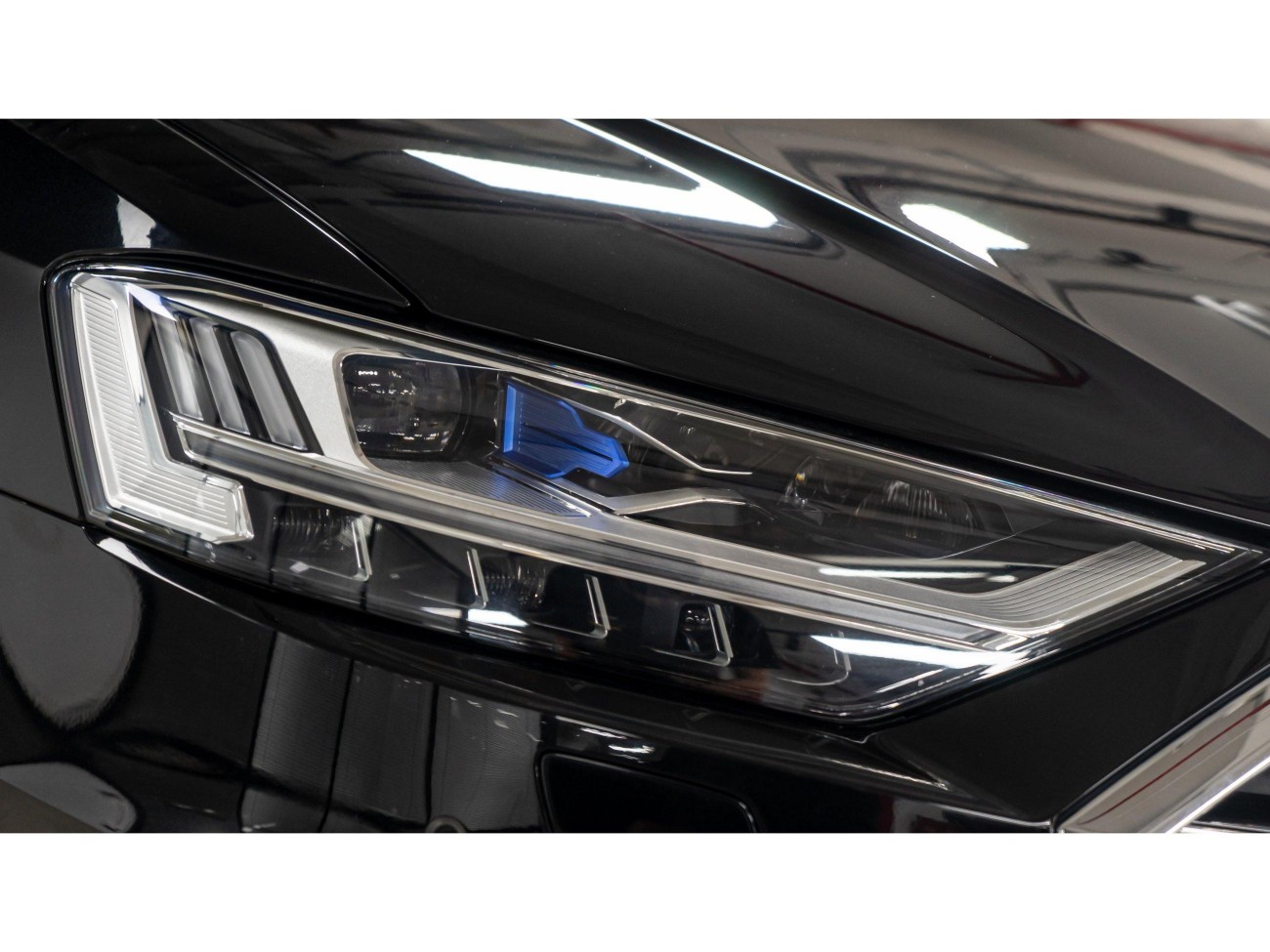 Audi A8L 55 TFSI 2022