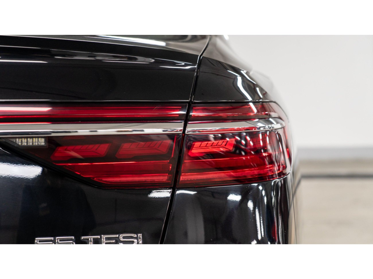 Audi A8L 55 TFSI 2022