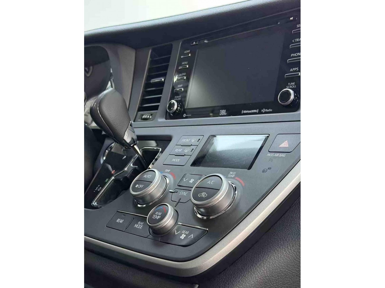 Toyota Sienna 2022
