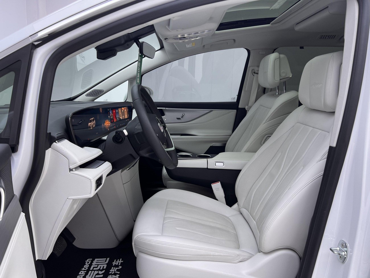 Buick GL8 2025