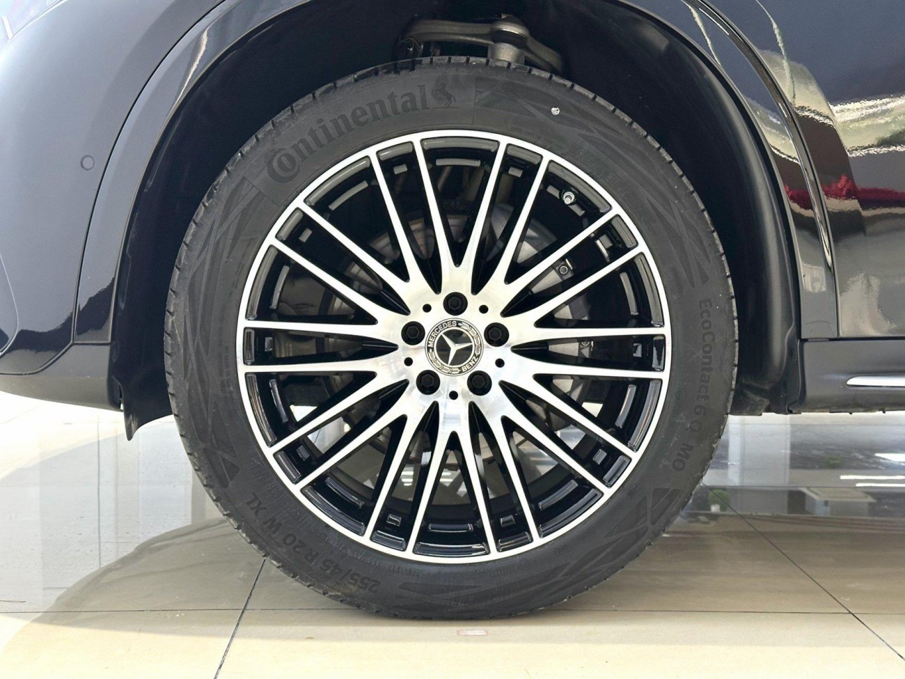 Mercedes-Benz GLC 260 L 2024