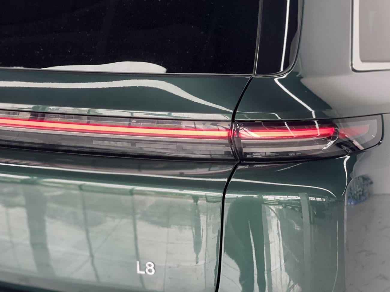 Li Auto L8 2023