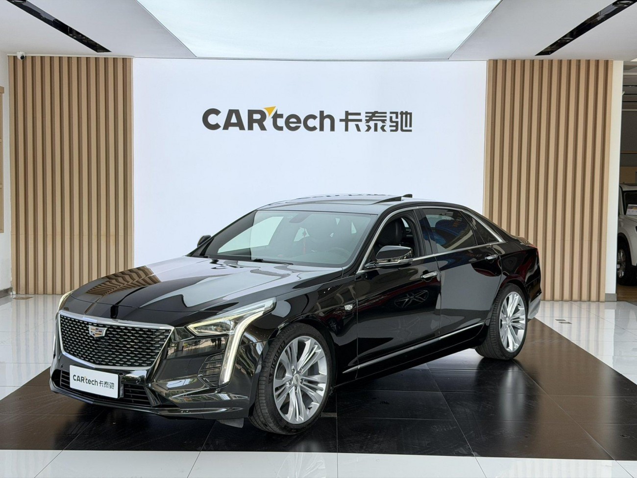 Cadillac CT6 2021