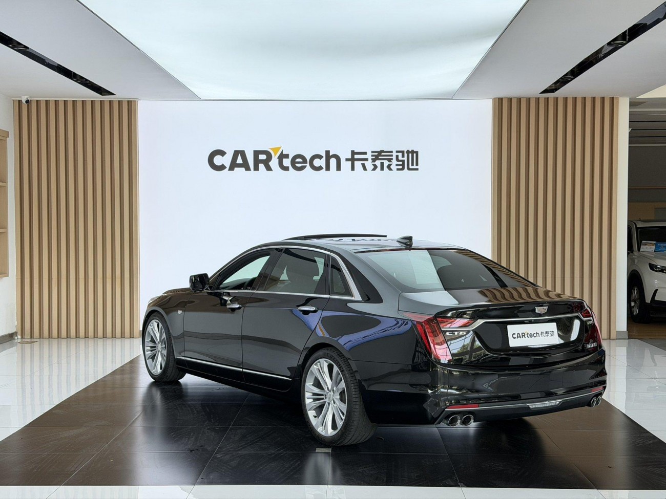 Cadillac CT6 2021