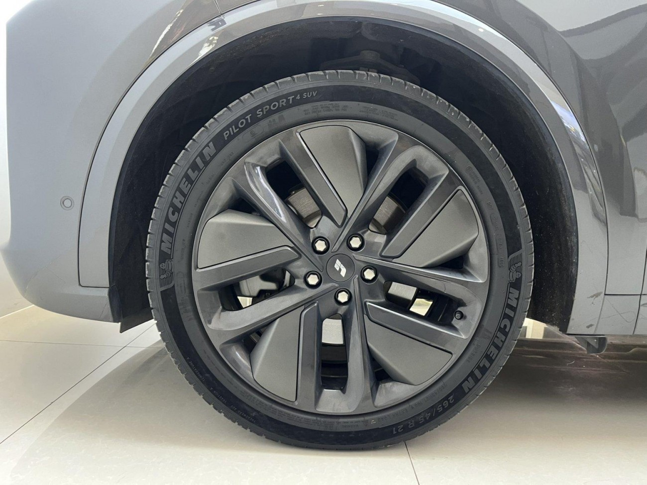 Li Auto L9 2022