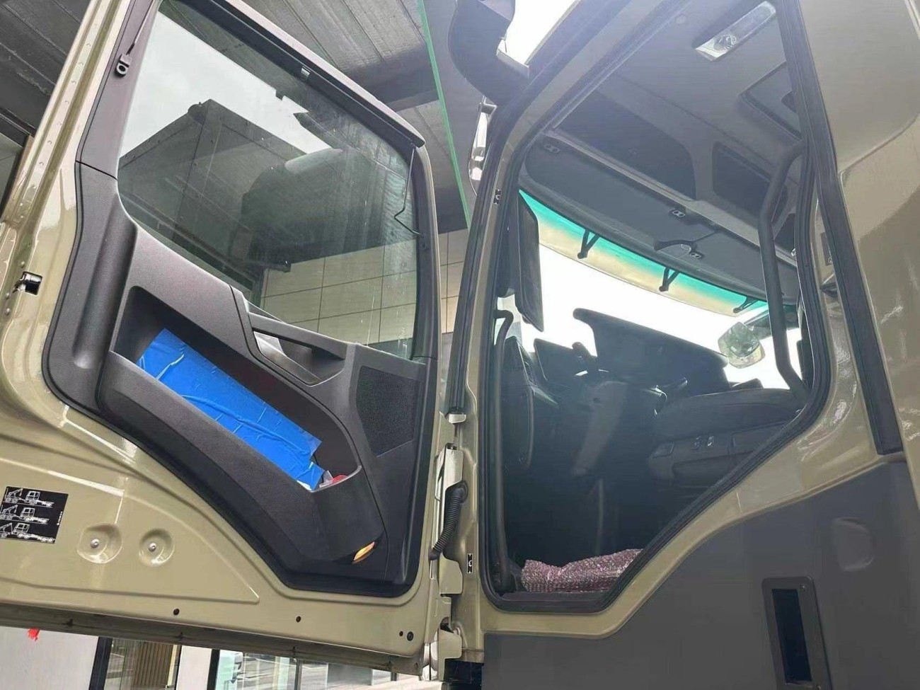 Mercedes-Benz Arocs 2024