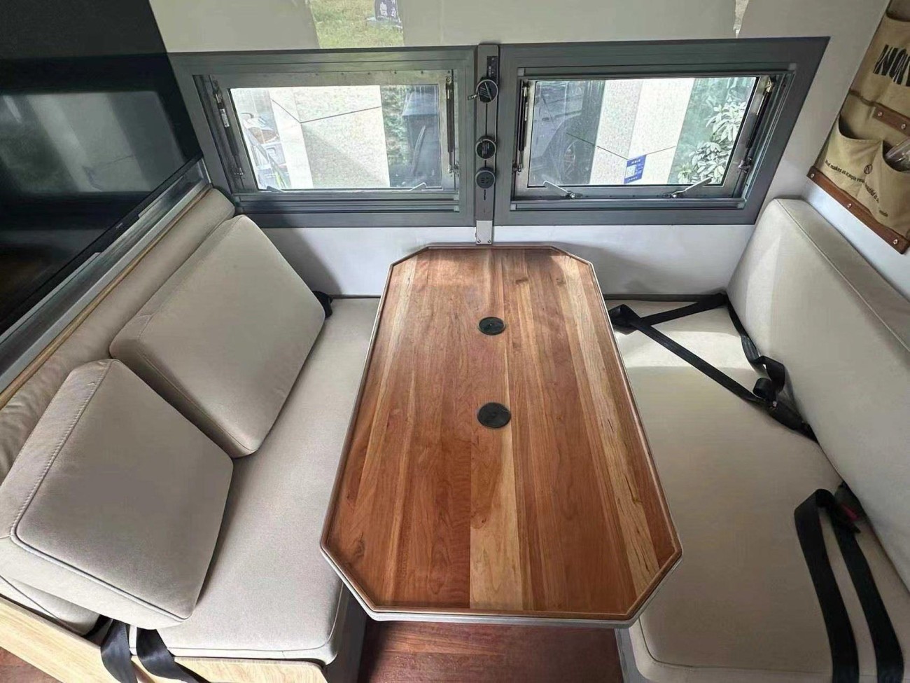 Mercedes-Benz Arocs 2024