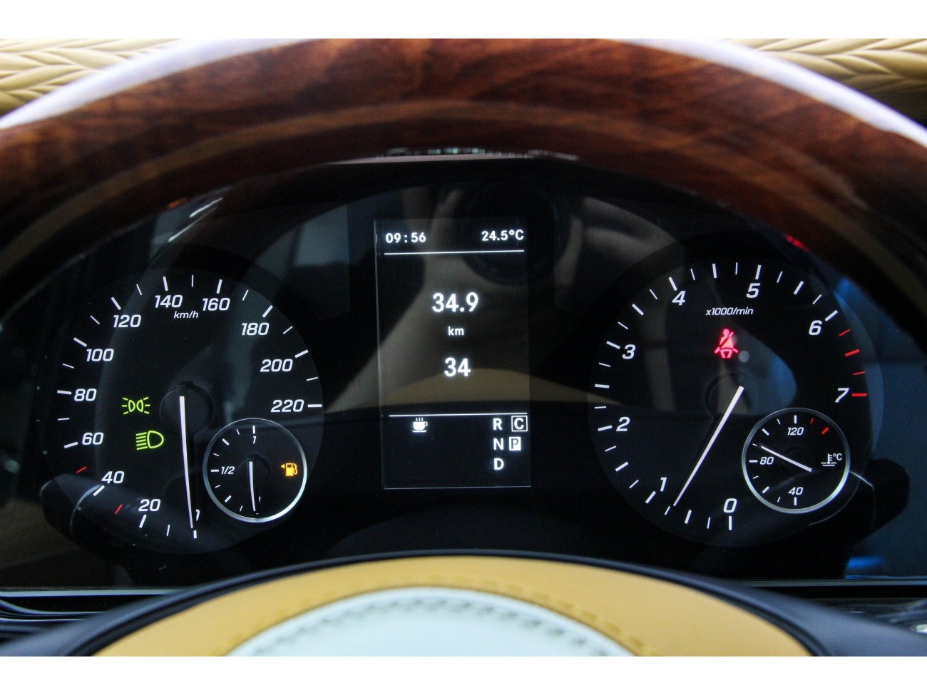 Mercedes-Benz 2023 2024