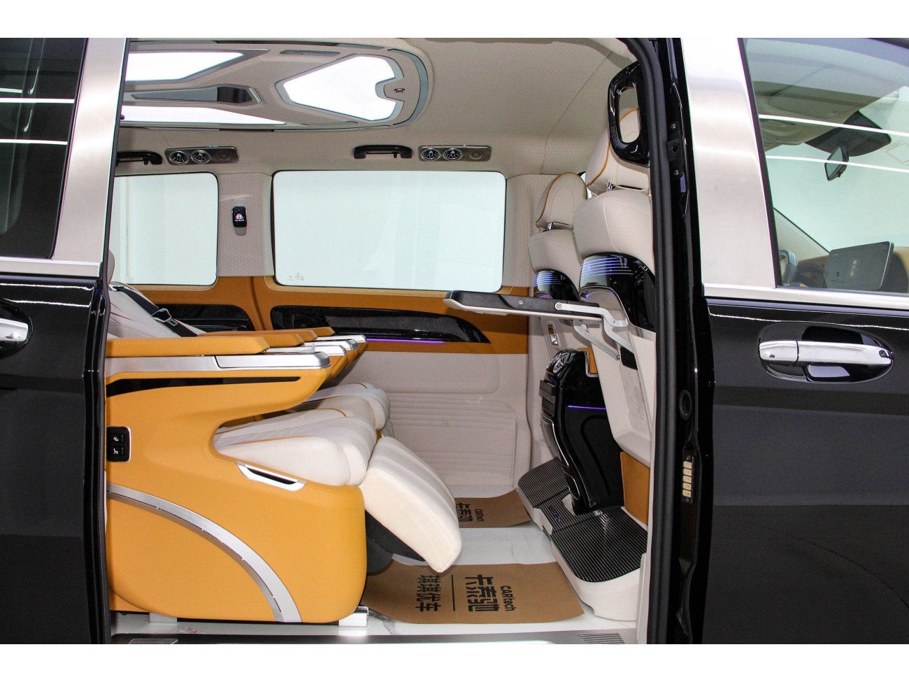 Mercedes-Benz 2023 2024