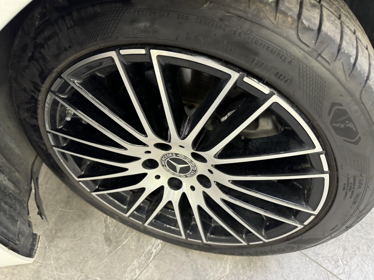 Mercedes-Benz C 260 L 2024