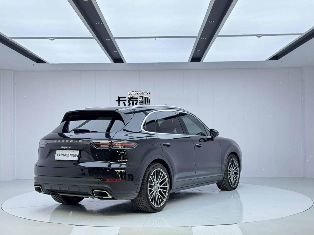 Porsche Cayenne 2021