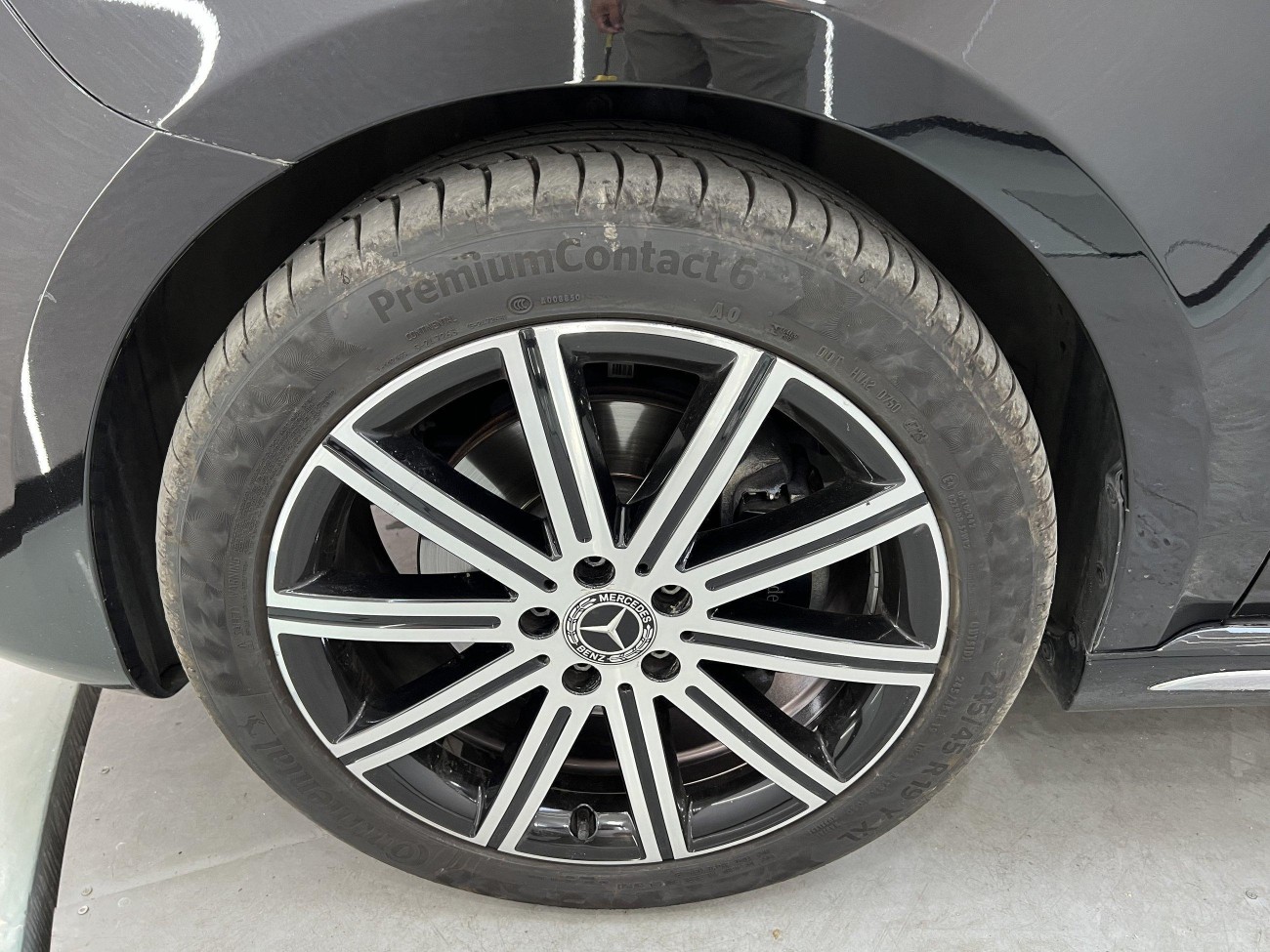 Mercedes-Benz V 2023