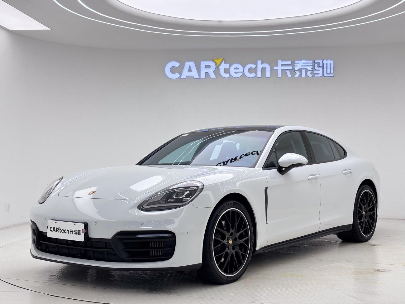 Porsche Panamera 2024