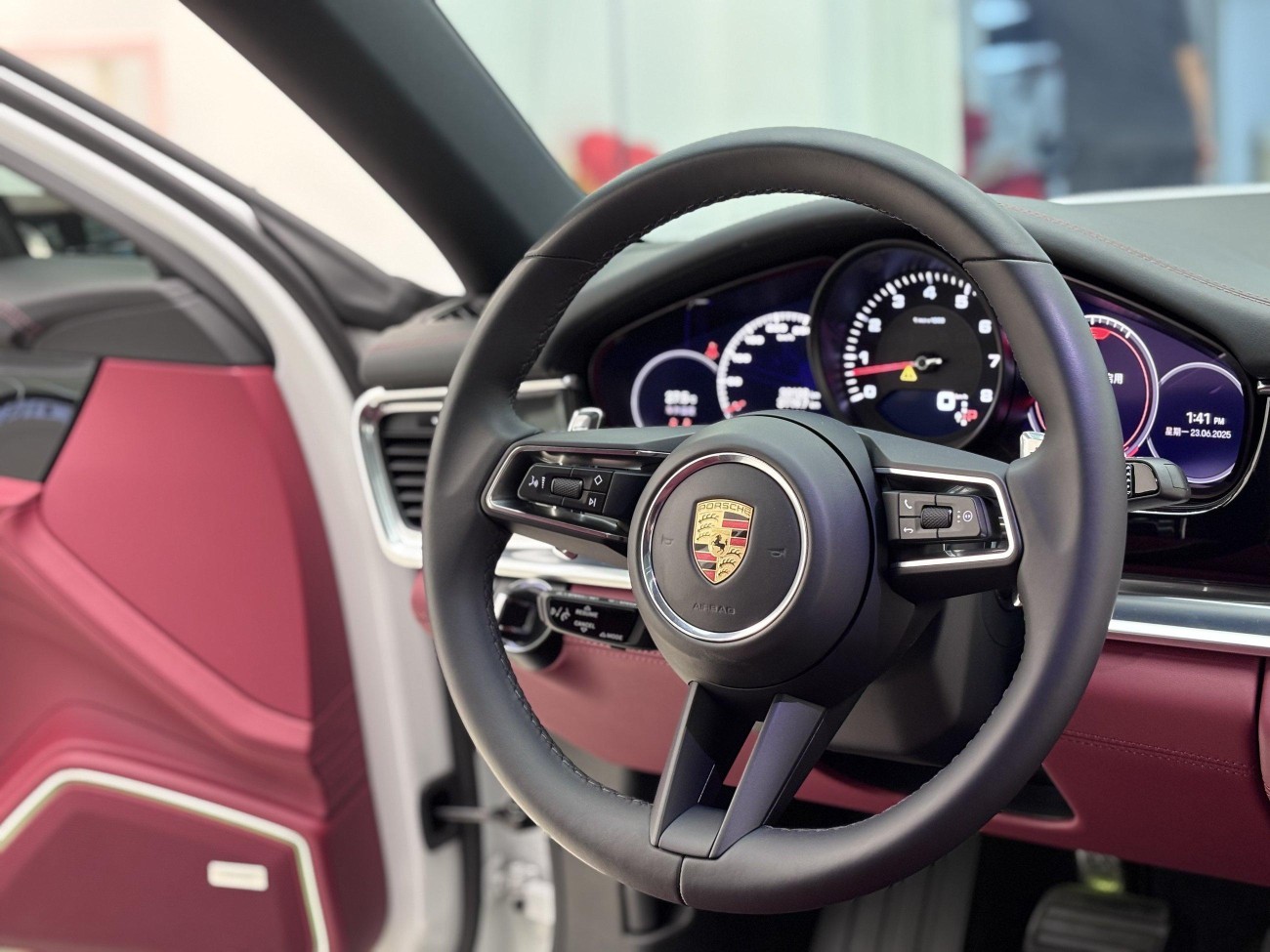 Porsche Panamera 2024