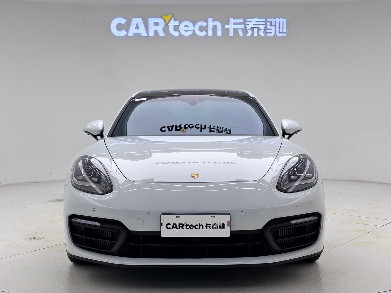 Porsche Panamera 2024