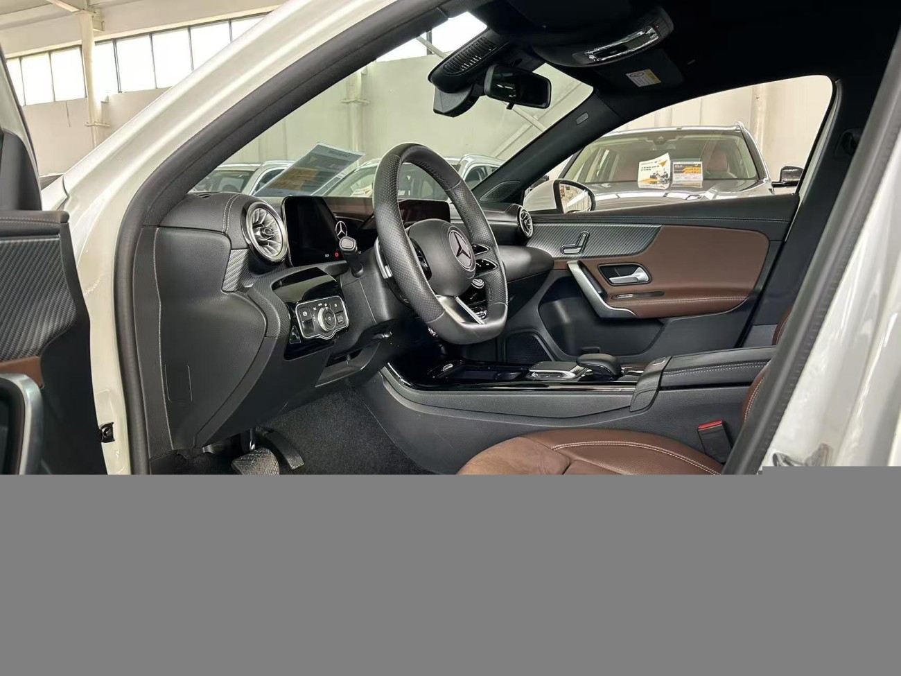 Mercedes-Benz A 200 L 2023