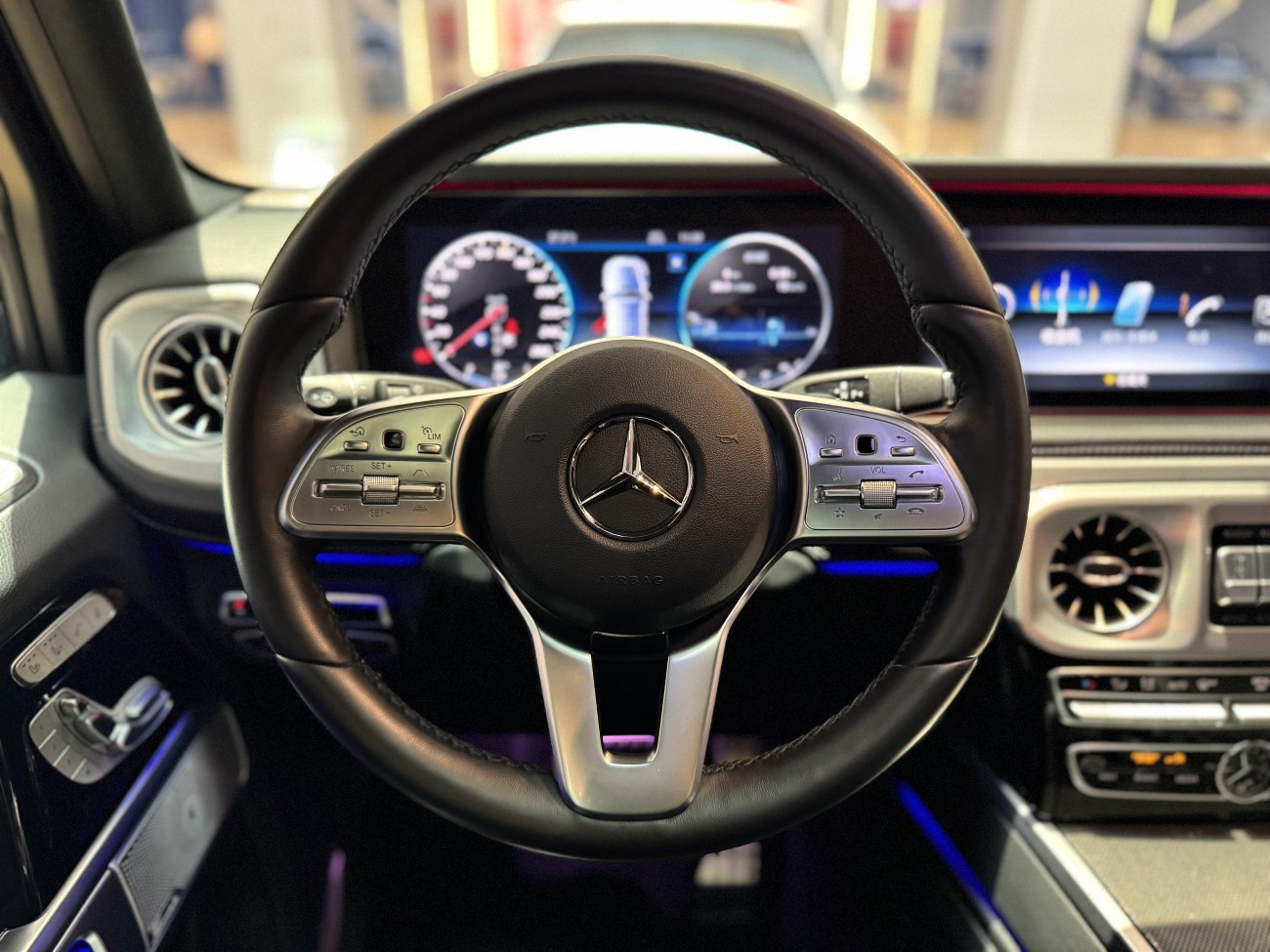 Mercedes-Benz G 500 2023