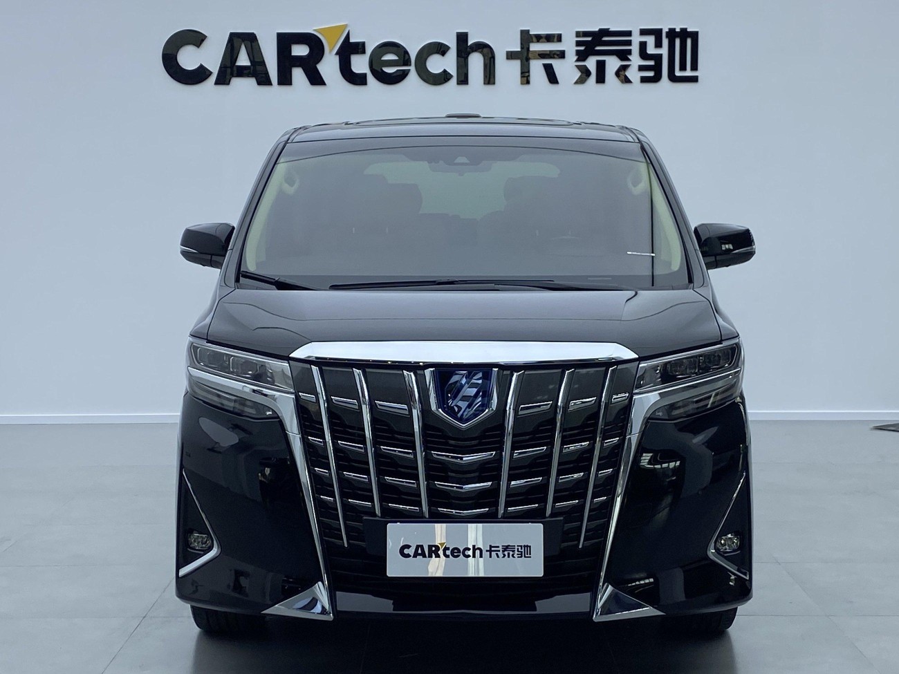 Toyota Alphard 2023