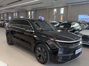 Li Auto L9 2025