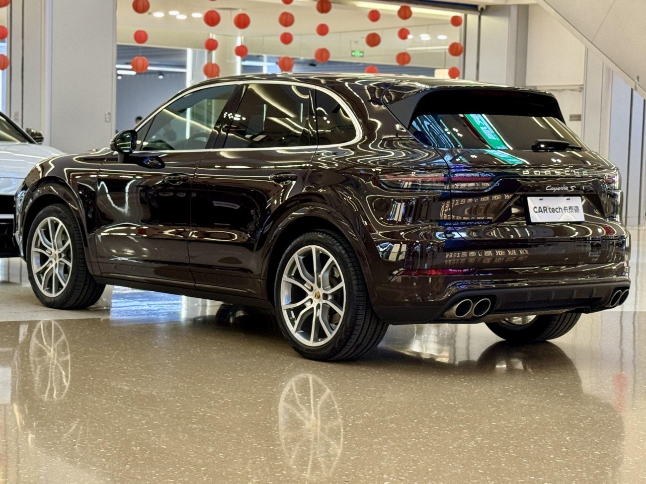 Porsche Cayenne 2021