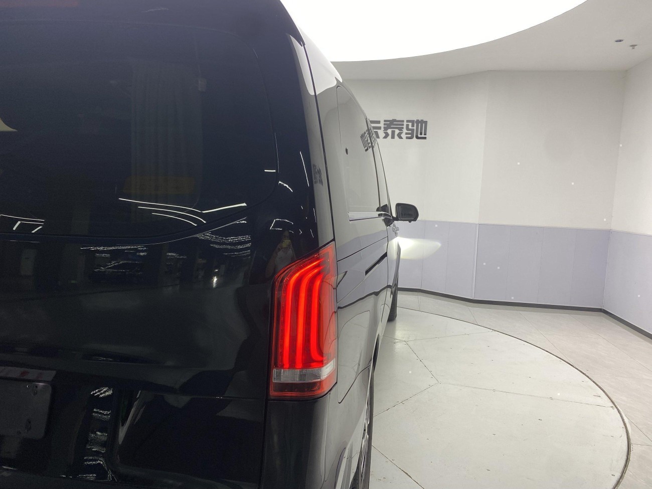 Mercedes-Benz 2023 2024