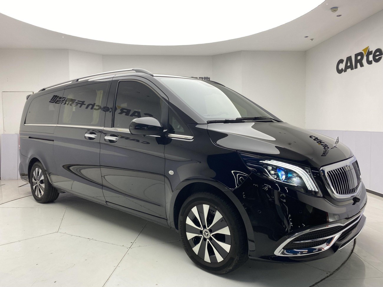 Mercedes-Benz 2023 2024