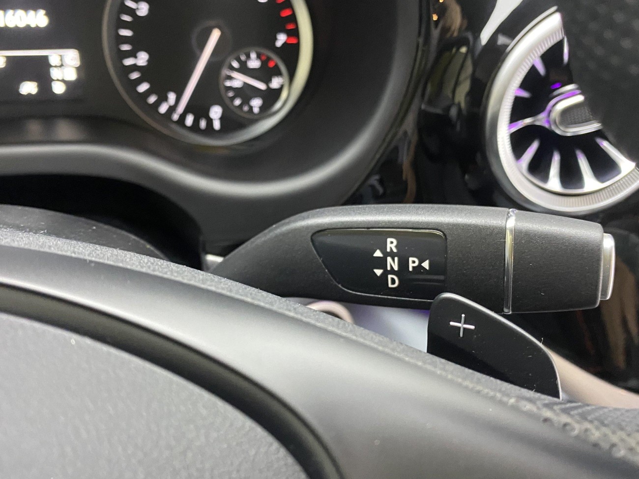 Mercedes-Benz 2023 2024