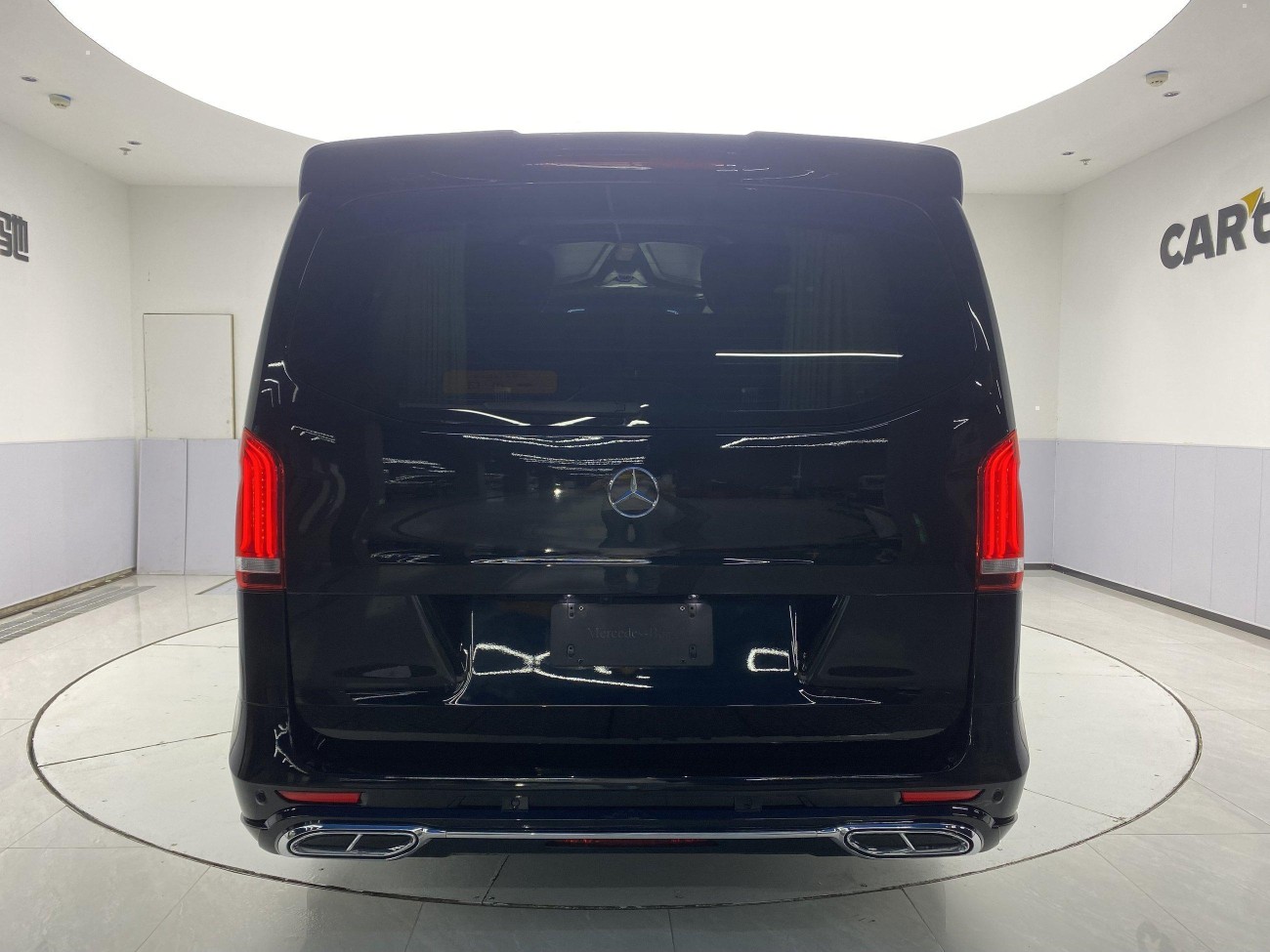 Mercedes-Benz 2023 2024