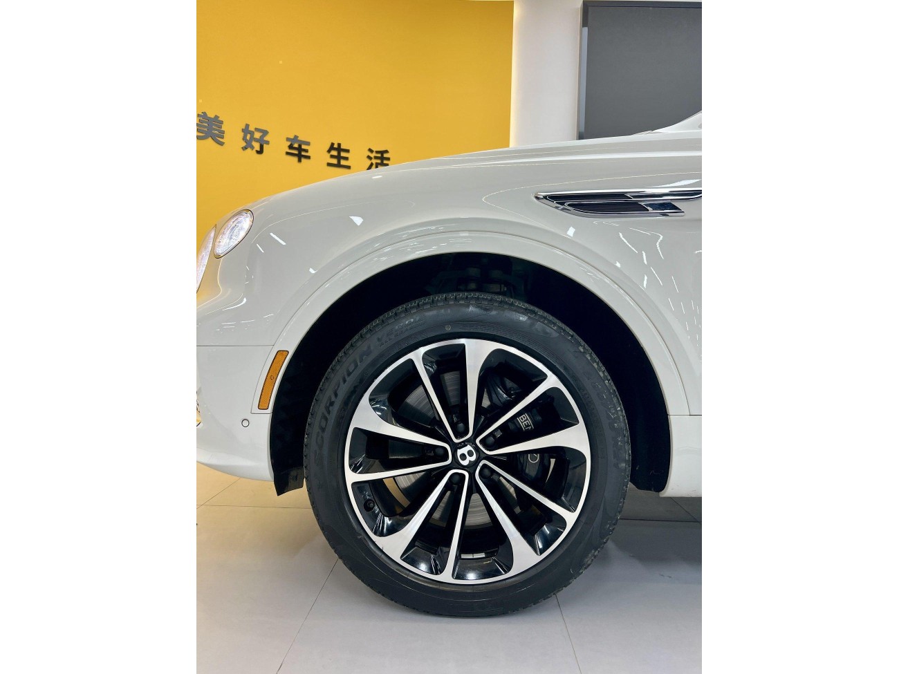 Bentley Bentayga 2022