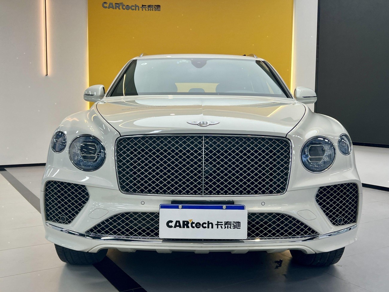 Bentley Bentayga 2022