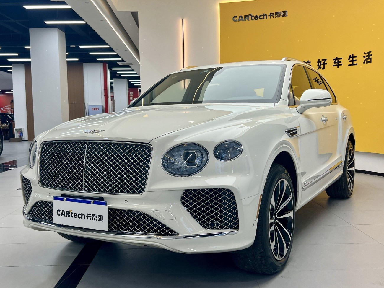 Bentley Bentayga 2022