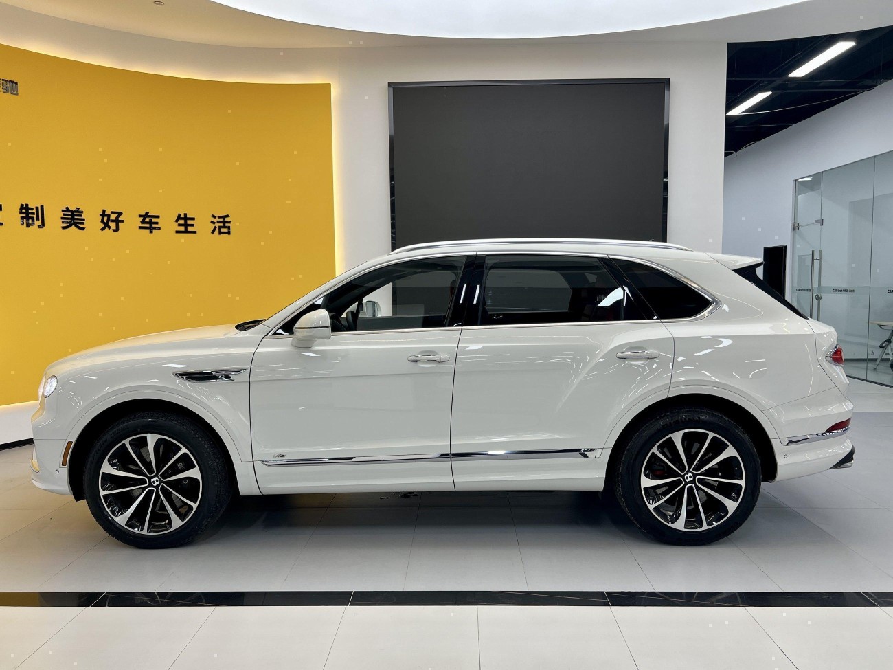 Bentley Bentayga 2022