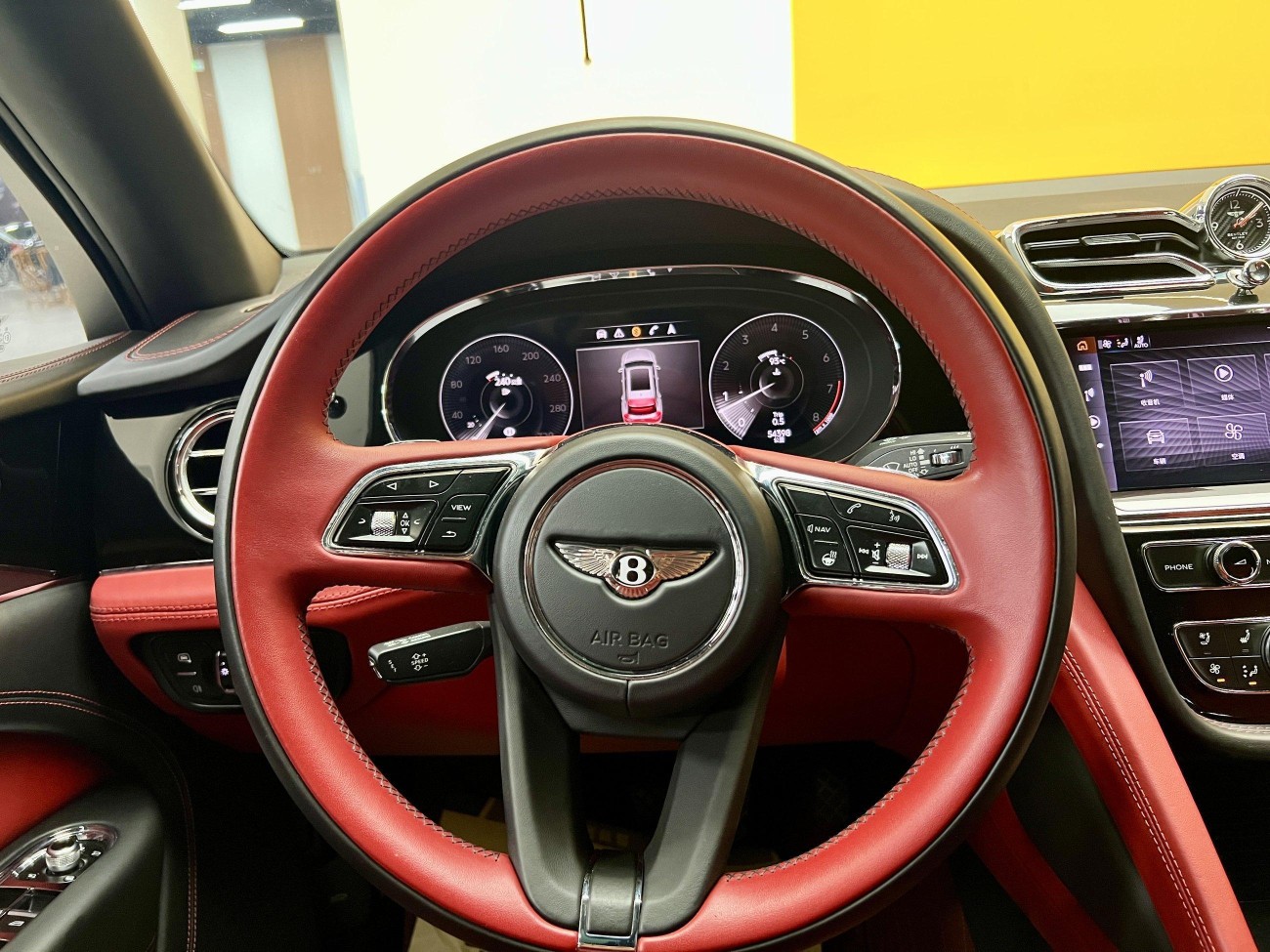 Bentley Bentayga 2022